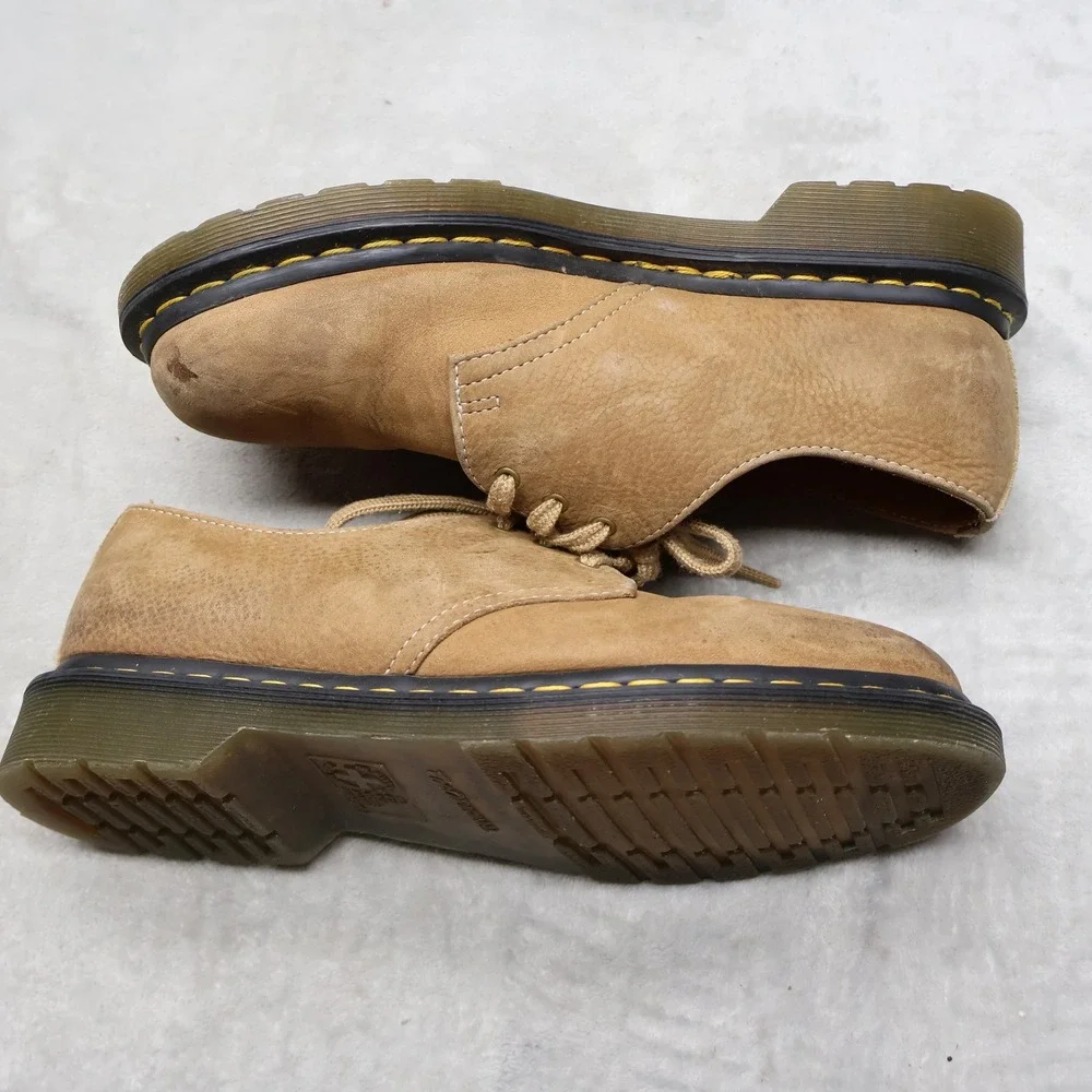 Dr. Martens Unisex 8M 9M Oxford Brown Tumbled Nubuck Leather Classic Lace-Up